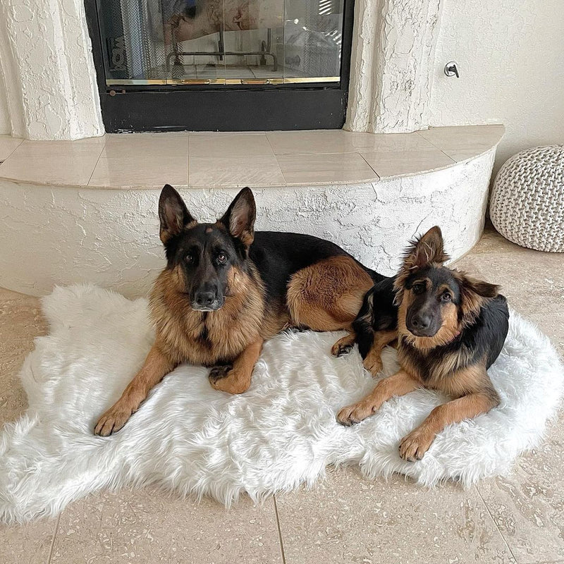Load image into Gallery viewer, PupRug by Paw.com® Faux Fur Orthopedic Dog Bed - Curve Polar White
