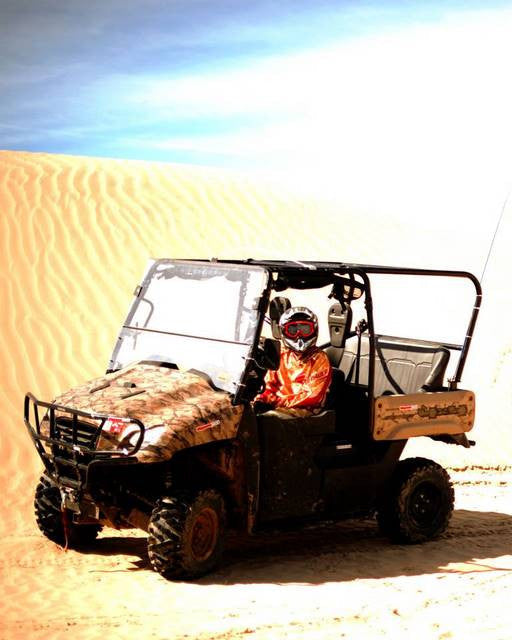 Load image into Gallery viewer, Honda Big Red Backseat and Roll Cage Kit (2009-2013)
