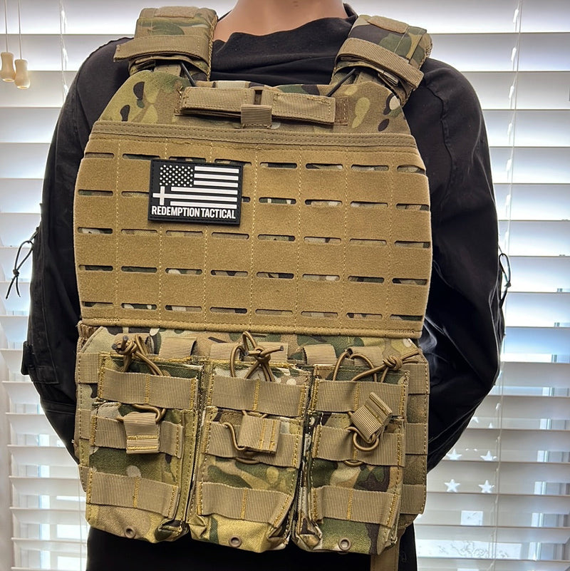 Load image into Gallery viewer, &quot;BLACK RAMBO&quot; LEVEL IV ARMORED VEST COMBO  (LIGHTWEIGHT LEVEL IV (2) 10x12 Front/Back Ceramic PE Plates))
