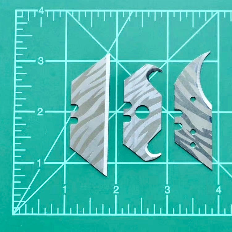 Load image into Gallery viewer, Stinger Laser Engraved Utility Edges, Tool Replacements - Tiger Pattern
