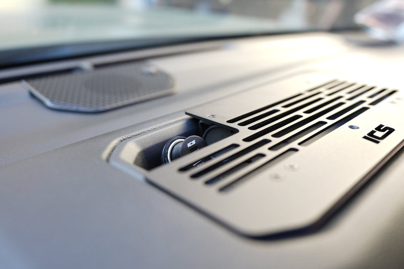 Load image into Gallery viewer, 2022-2025 Toyota Tundra/Sequoia Dash Mount
