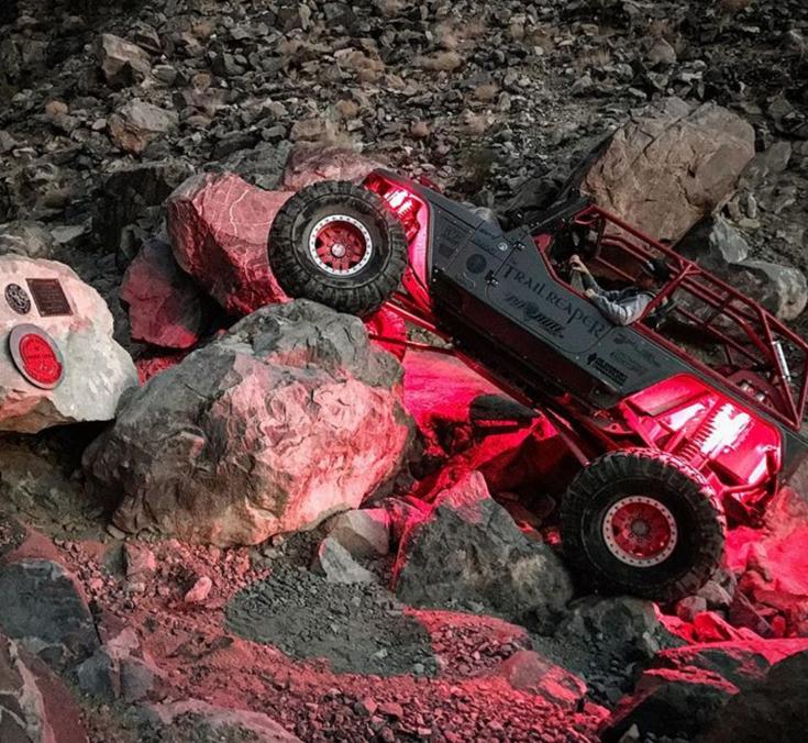 Load image into Gallery viewer, RL15 LED Rock Light Dome Light for Jeep 4x4 Underglow Rock Crawling
