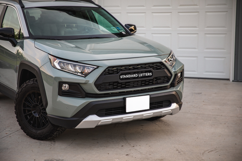 Load image into Gallery viewer, 2019-25 Rav4 Pro Grille
