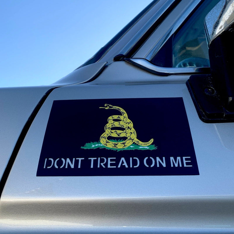 Load image into Gallery viewer, Gadsden Flag Magnet - “Don’t Tread On Me”
