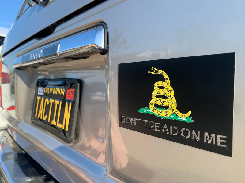 Load image into Gallery viewer, Gadsden Flag Magnet - “Don’t Tread On Me”
