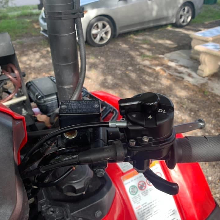 Load image into Gallery viewer, Honda Sure 4 with Tank Lever
