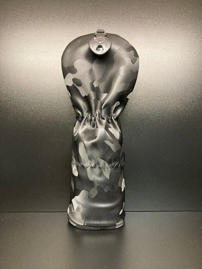 Load image into Gallery viewer, Skulls Headcover
