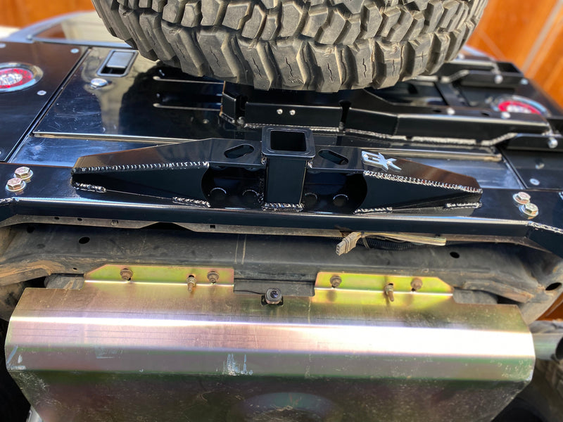 Load image into Gallery viewer, Rear Diamond Series Stubby Bumper for Jeep TJ/YJ Wrangler
