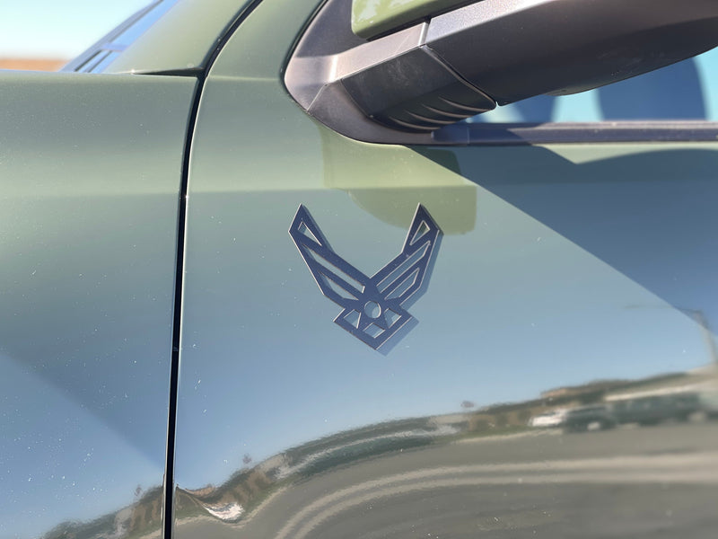 Load image into Gallery viewer, U.S. Air Force Emblem Wings Magnet
