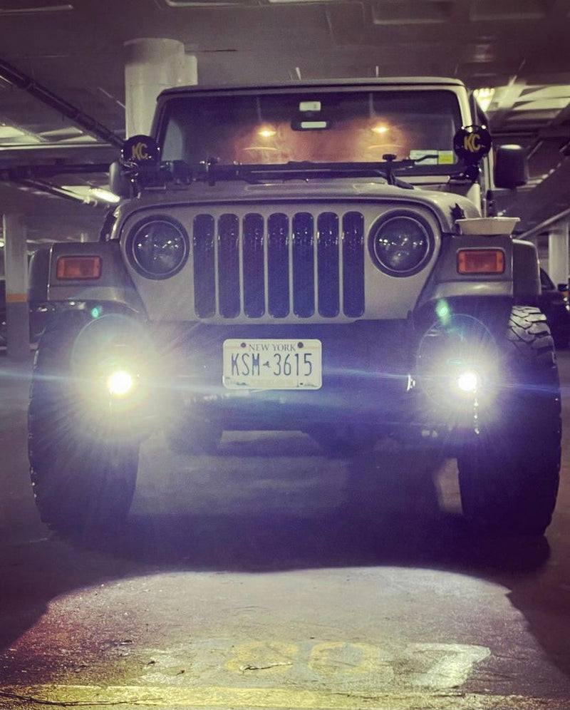 Load image into Gallery viewer, Jeep TJ XJ YJ ZJ Steerable Knuckle Pod Light Mounts (1984-2006 Wrangler/Cherokee)
