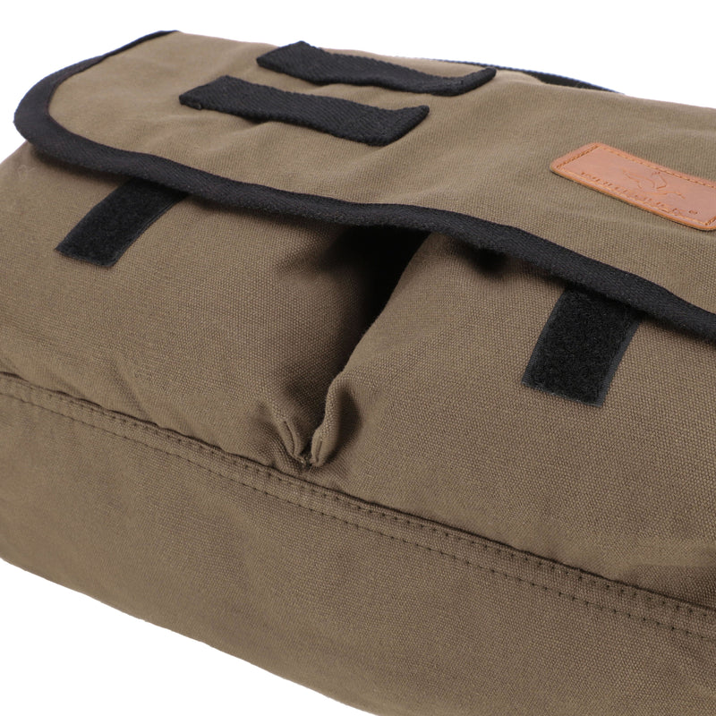 Load image into Gallery viewer, Filios Messenger Bag
