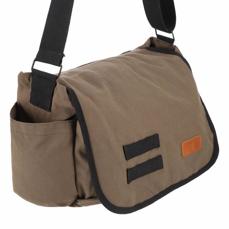 Load image into Gallery viewer, Filios Messenger Bag
