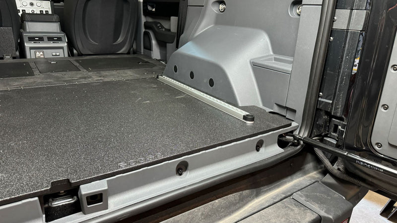 Load image into Gallery viewer, Ineos - Grenadier - 2024-Present - 1st Gen - Explore Series - Rear Plate System
