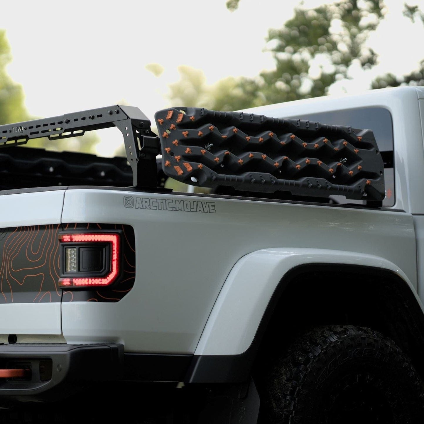 Jeep Gladiator Shiprock Mid Height Rack (12.5")