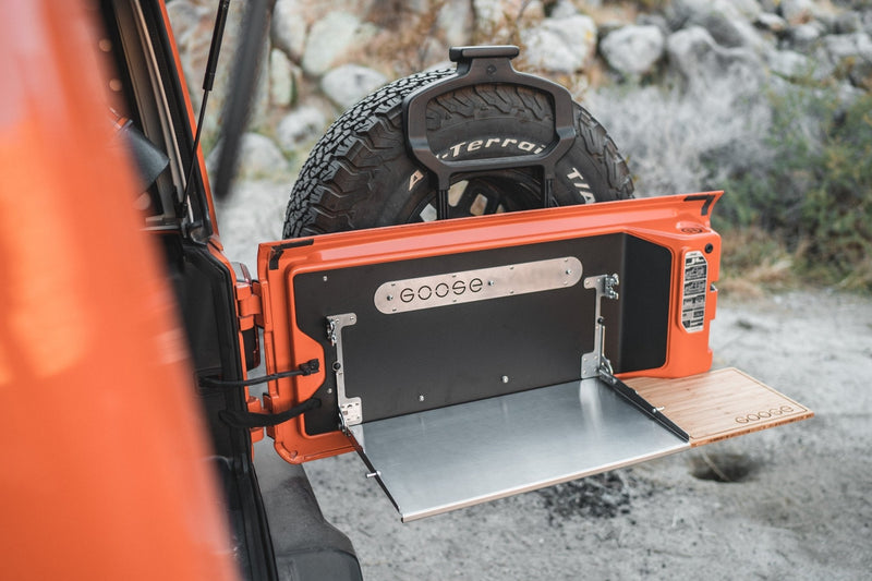 Load image into Gallery viewer, Jeep Wrangler 2018-Present JL / JLU - Goose Gear Tailgate Table
