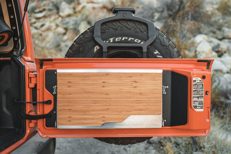 Load image into Gallery viewer, Jeep Wrangler 2018-Present JL / JLU - Goose Gear Tailgate Table
