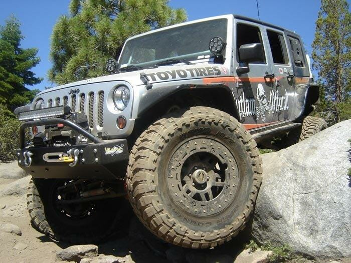 Load image into Gallery viewer, 32&quot; Xmitter LED Light Bar Flood Beam
