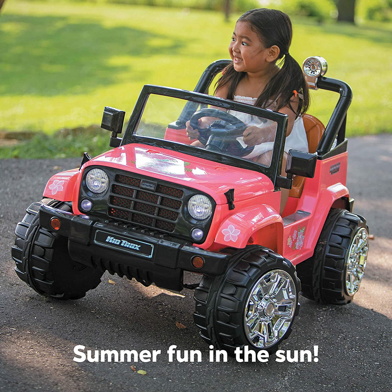 Load image into Gallery viewer, Kid Trax Beach Cruiser 4X4 Child Ride-On Car for Ages 3-5, Up to 60 lbs.
