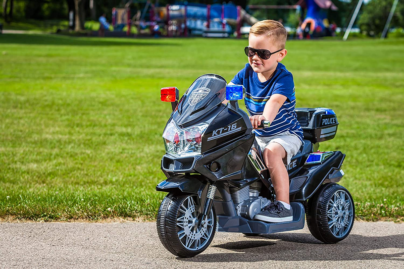 Load image into Gallery viewer, Kid Trax Police Rescue Motorcycle 6V Battery-Powered Ride-On Toy in Black
