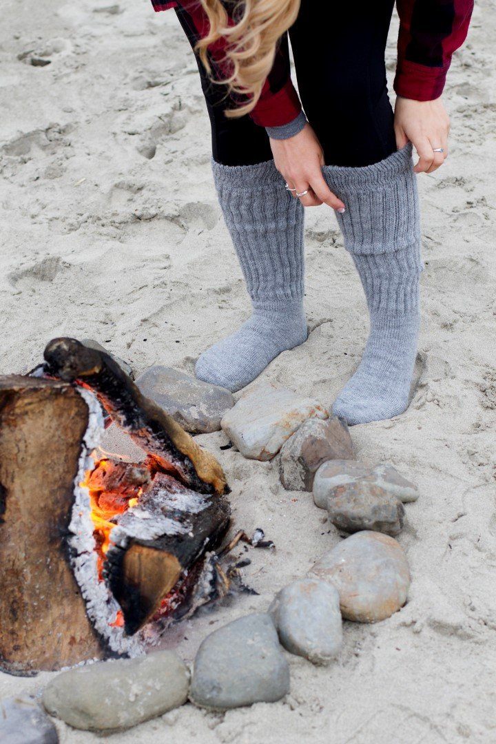 Load image into Gallery viewer, Knee-Hi Alpaca Socks
