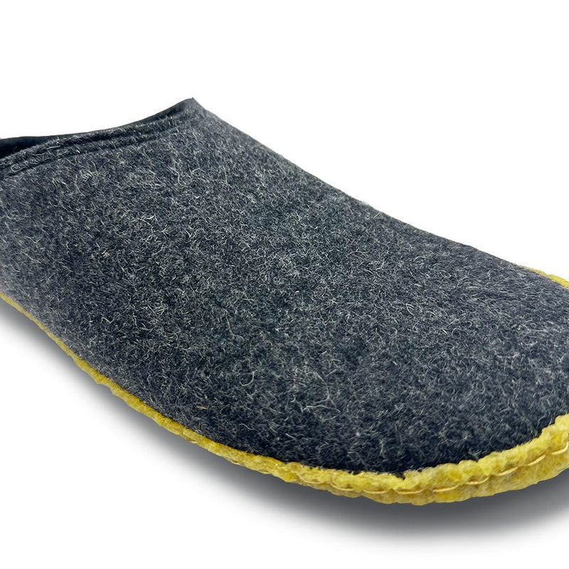 Load image into Gallery viewer, Kyrgies Outdoor Wool Slides
