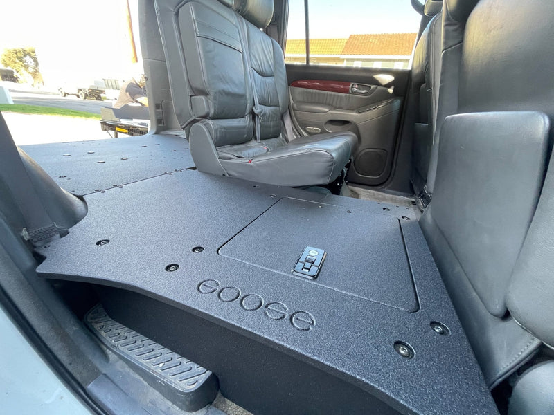Load image into Gallery viewer, Lexus GX470 2002-2009 - Second Row Seat Delete Plate System
