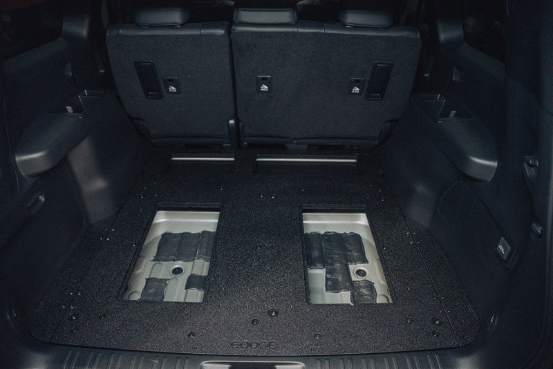 Load image into Gallery viewer, Lexus - GX550 - 2024-Present - Explore Series - Rear Plate System - Non-Third Row
