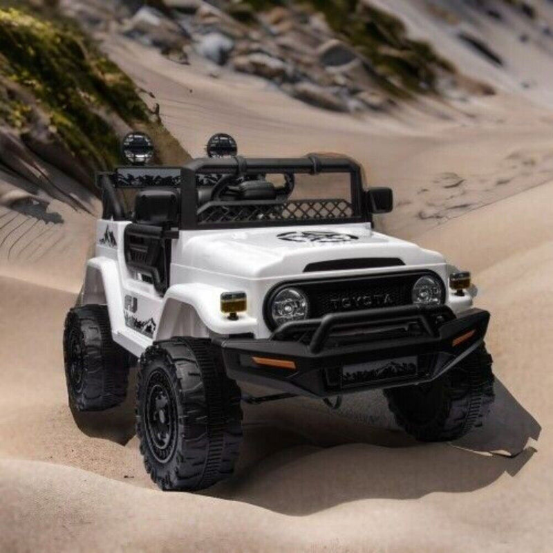 Load image into Gallery viewer, Licensed 12V Toyota FJ Cruiser Electric Ride-On Car for Kids with Remote Control and LED Lights

