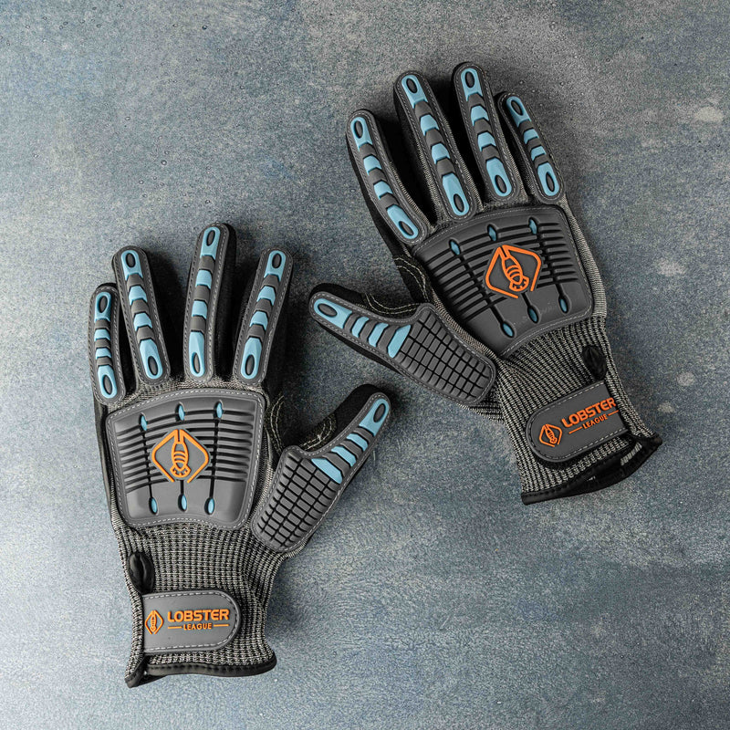 Load image into Gallery viewer, Diving Gloves, Lobstering Gloves, Freediving Gloves, Spearfishing Gloves, and Fishing Gloves
