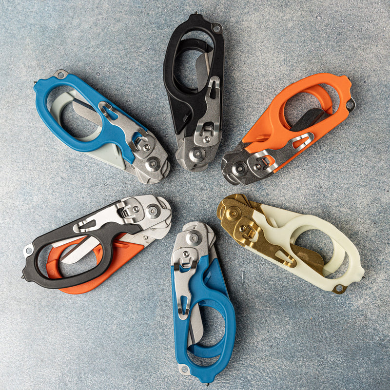 Load image into Gallery viewer, Folding Scuba Diving Shears and Rescue Shears
