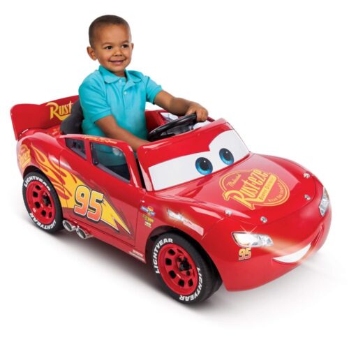 Load image into Gallery viewer, Lightning McQueen Battery-Powered Vehicle with Sound Effects for Ages 3+
