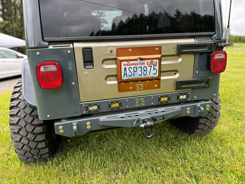 Load image into Gallery viewer, License Plate Relocation Kit for Jeep Wrangler TJ / YJ / LJ (1986-2006)
