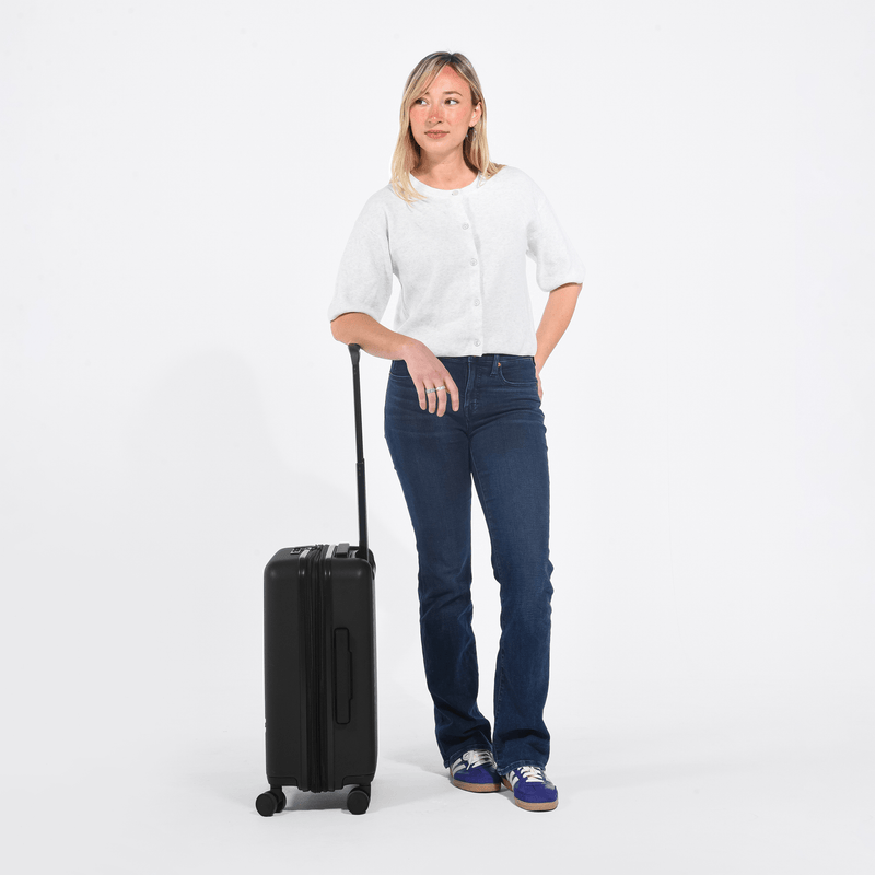 Load image into Gallery viewer, Meridian | 22" Carry-On - Chromatic Black
