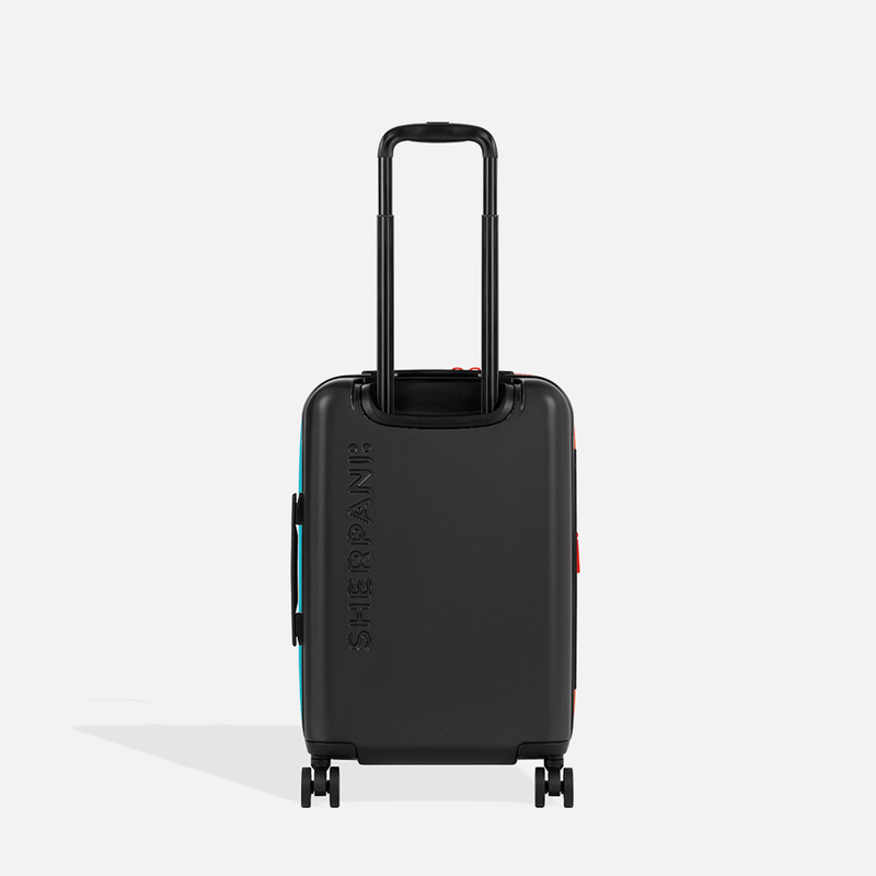 Load image into Gallery viewer, Meridian | 22" Carry-On - Chromatic Black
