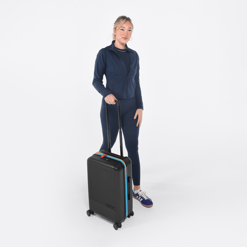 Load image into Gallery viewer, Meridian | 22" Carry-On - Chromatic Black
