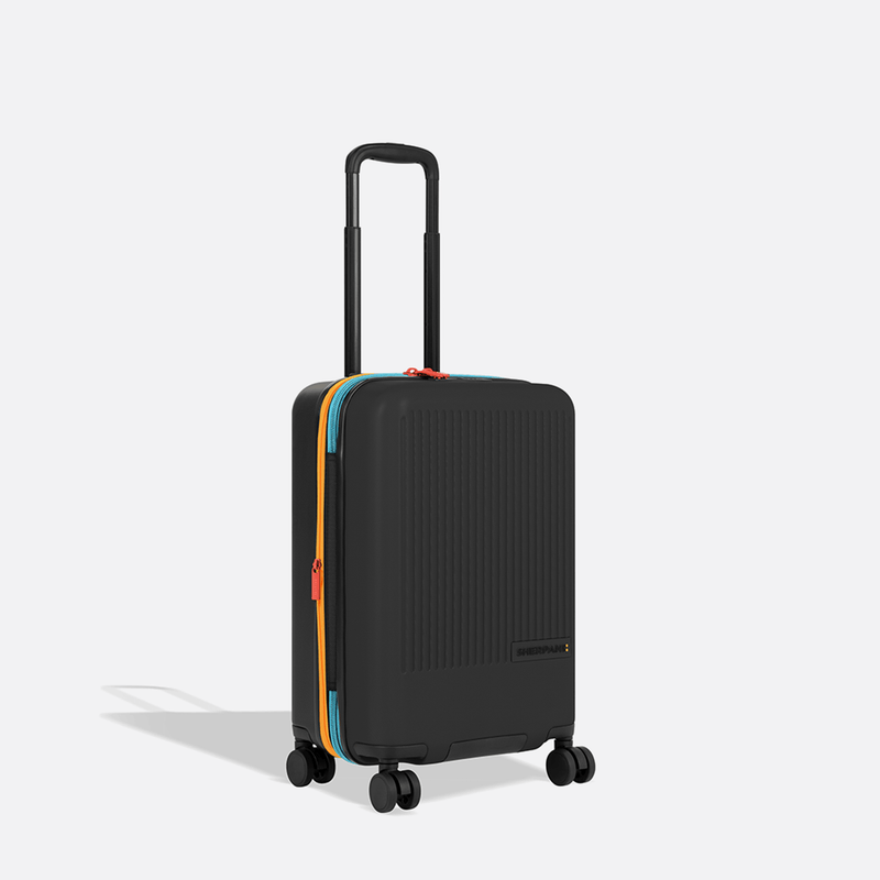 Load image into Gallery viewer, Meridian | 22" Carry-On - Chromatic Black
