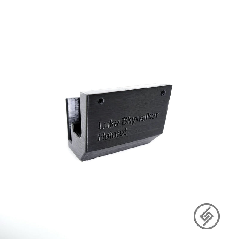 Load image into Gallery viewer, Luke Skywalker Helmet Wall Mount
