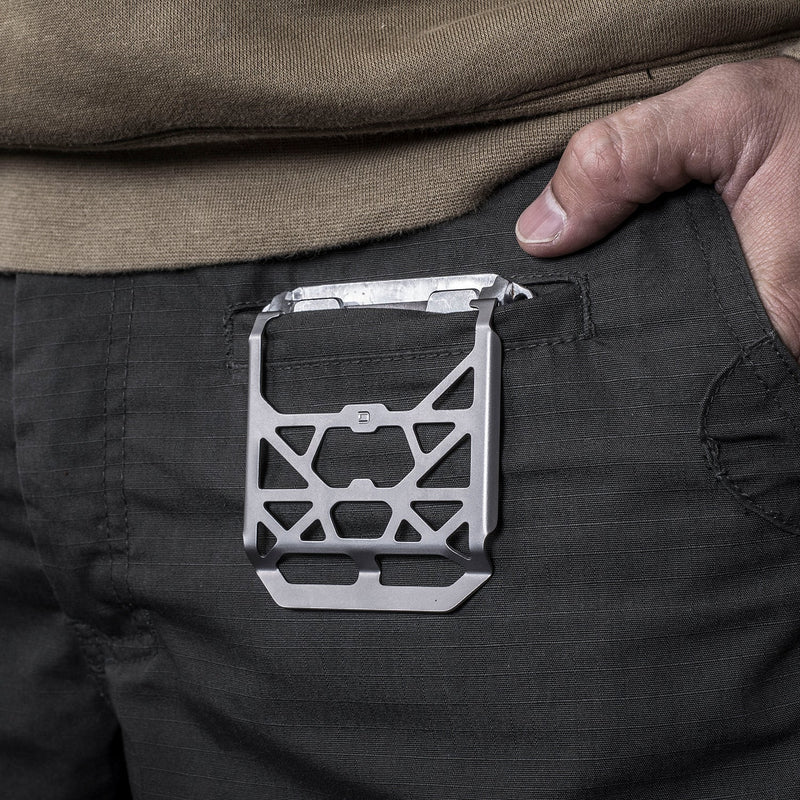 Load image into Gallery viewer, M1 Chassis Clip
