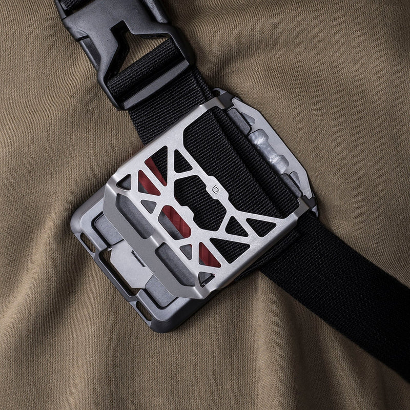 Load image into Gallery viewer, M1 Chassis Clip
