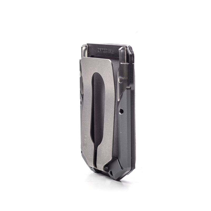 Load image into Gallery viewer, M4 MAVERICK™ RAIL WALLET with TITANIUM CLIP
