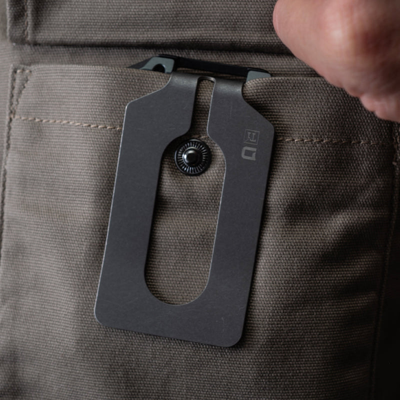 Load image into Gallery viewer, M4 TITANIUM MONEY CLIP
