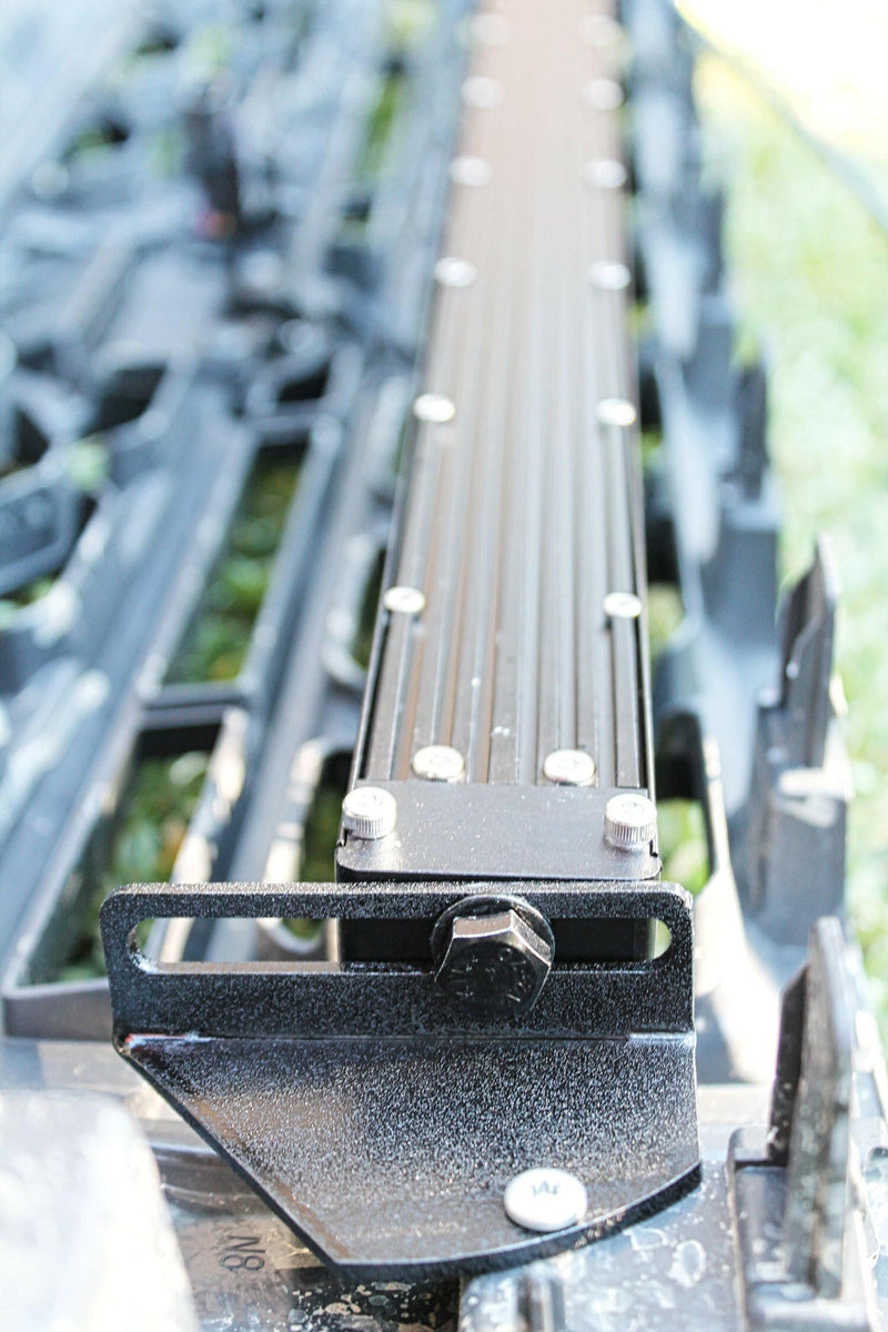 Load image into Gallery viewer, 2022-2024 Nissan Frontier Single 30in Light Bar
