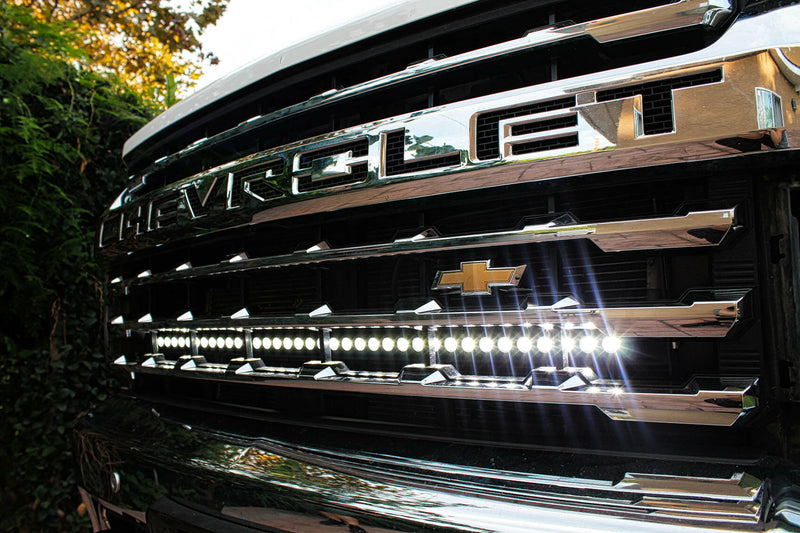 Load image into Gallery viewer, 2020+ Chevrolet Silverado 2500/3500HD Single 40in Light Bar
