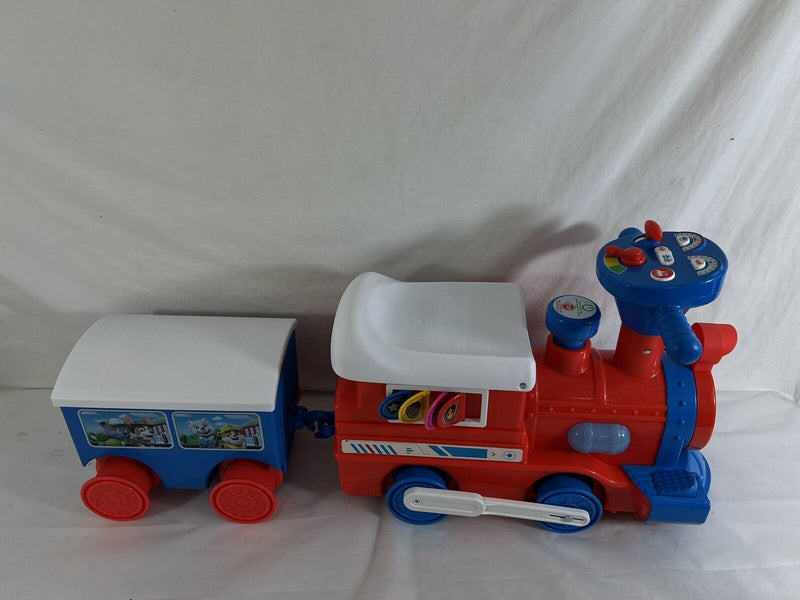 Load image into Gallery viewer, Magical Minnie Mouse Train Set with Tracks and Caboose - Powered by 6-Volt Battery
