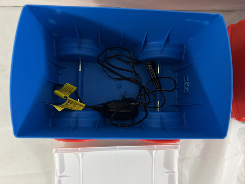 Load image into Gallery viewer, Magical Minnie Mouse Train Set with Tracks and Caboose - Powered by 6-Volt Battery
