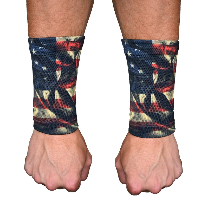 Load image into Gallery viewer, Vintage USA Flag Wrist Support Sleeves
