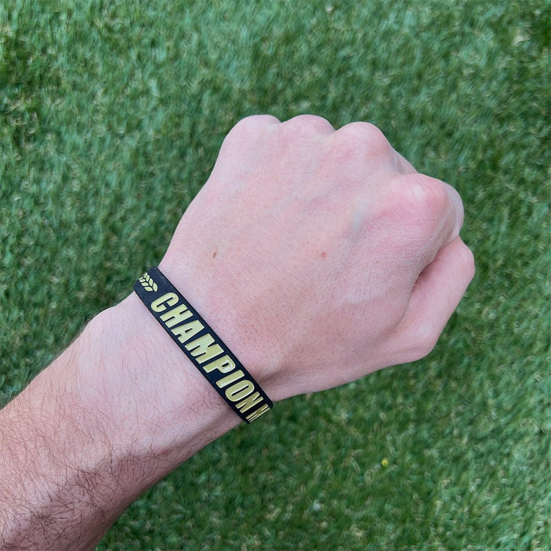 Load image into Gallery viewer, CHAMPION MENTALITY Wristband
