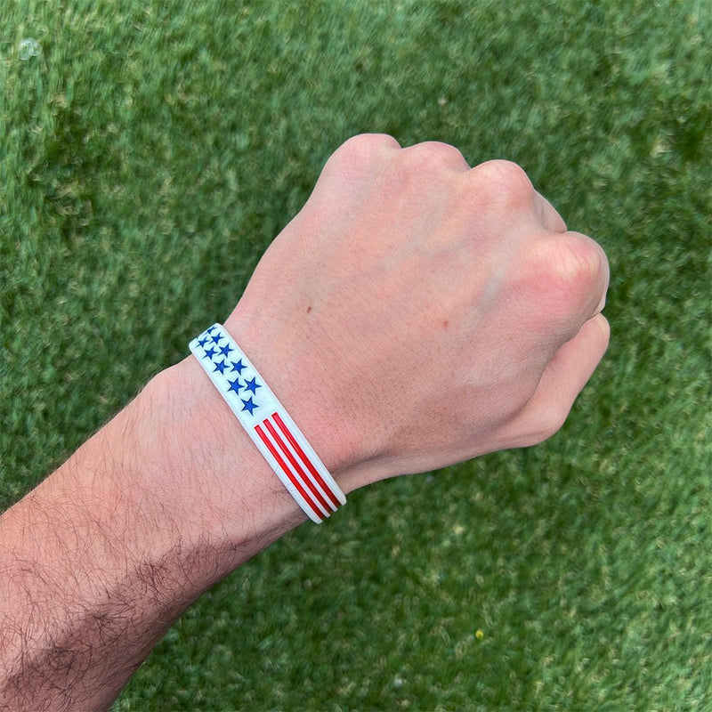 Load image into Gallery viewer, USA Flag Wristband
