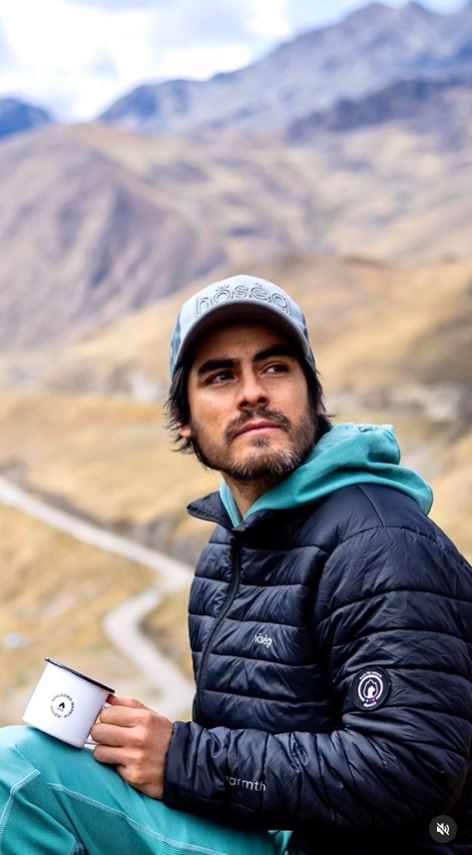 Load image into Gallery viewer, Men&#39;s Alpafill Puffer Alpaca Jacket
