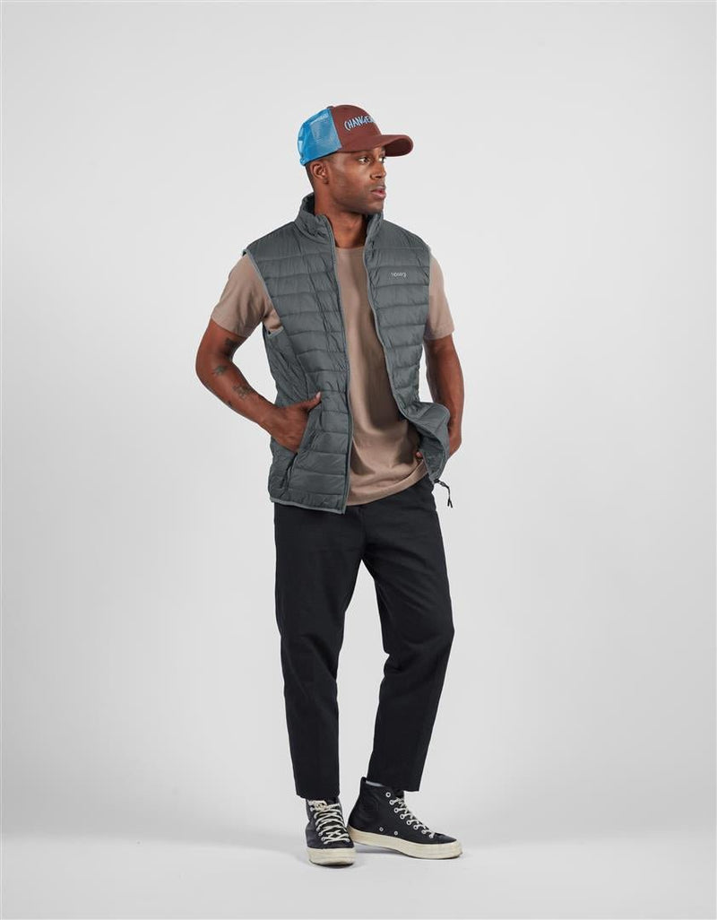Load image into Gallery viewer, Men's Alpafill Puffer Alpaca Vest

